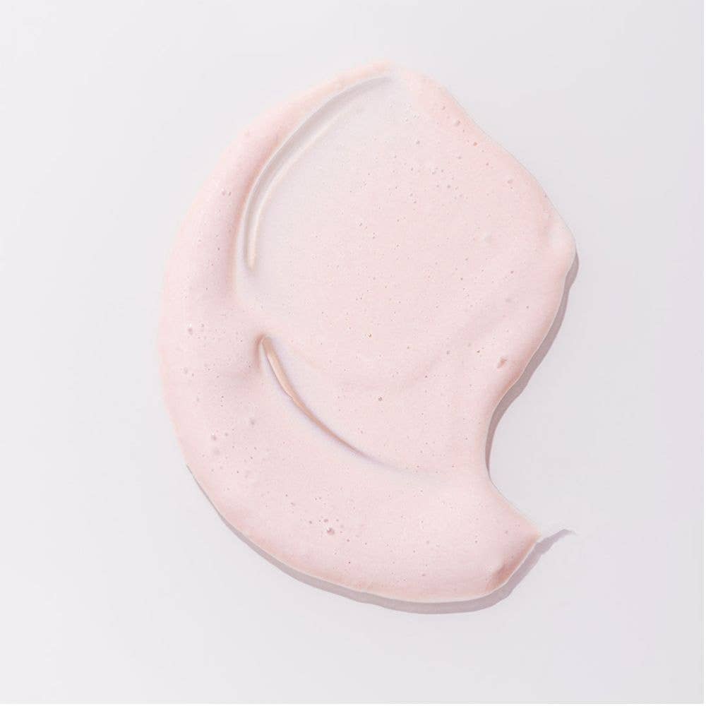 Texture légère et fondante du Fluide Visage SPF30 Feel Free Seventy-One, conçue pour hydrater, protéger et laisser un fini invisible.