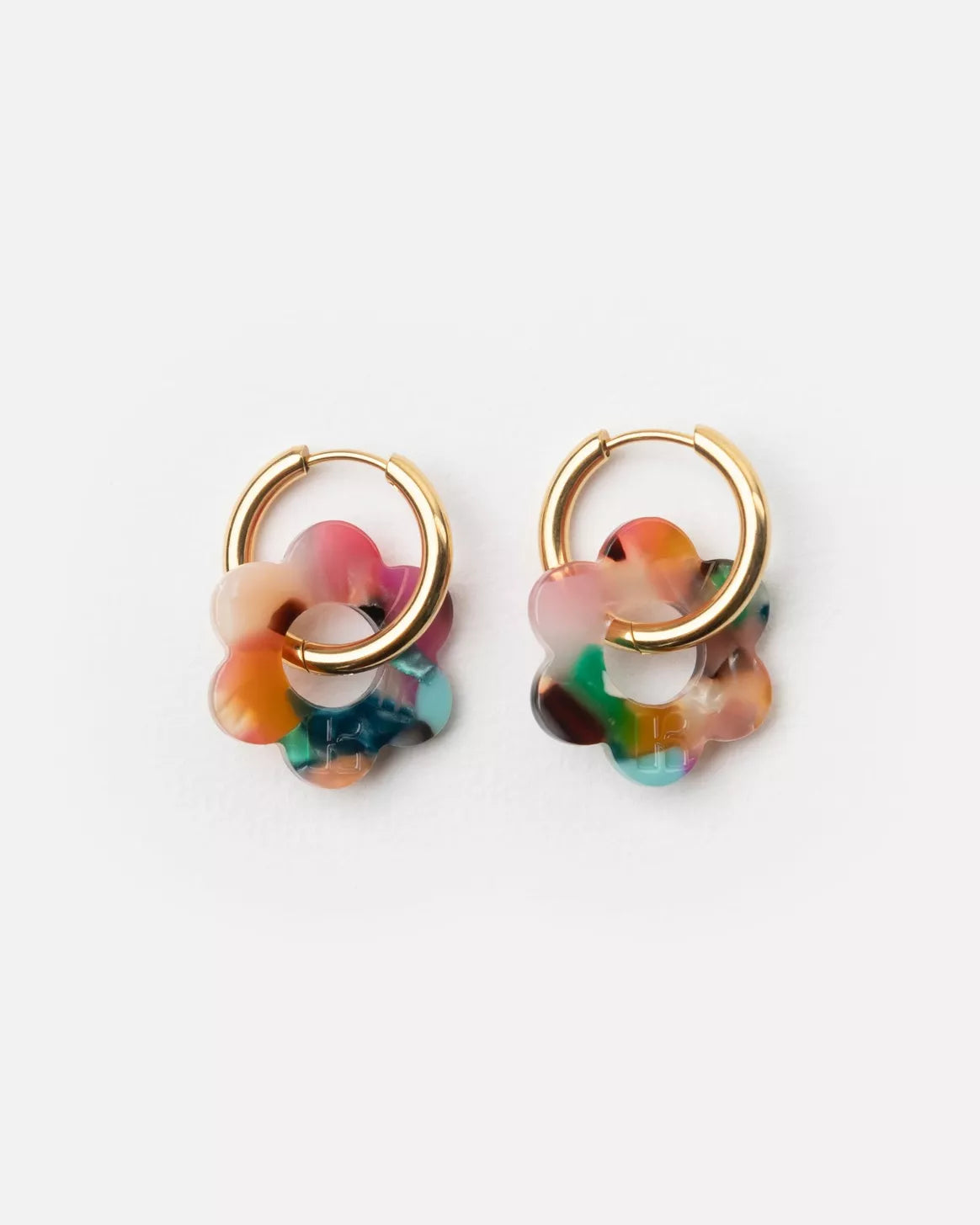 Paire de boucles d’oreilles BABY FLEURETTE Bordeaux Kurage Ginza, design floral moderne en acétate et acier doré, fabrication française.