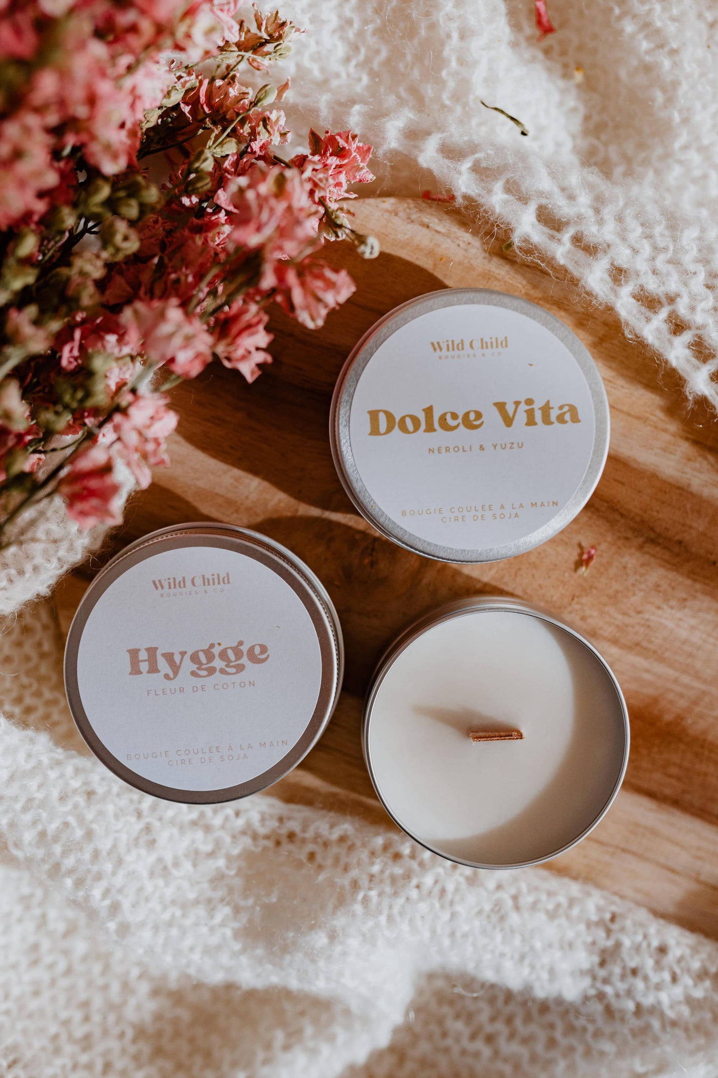 Mini bougies artisanales Wild Child, modèles Hygge et Dolce Vita, pour un intérieur chaleureux.